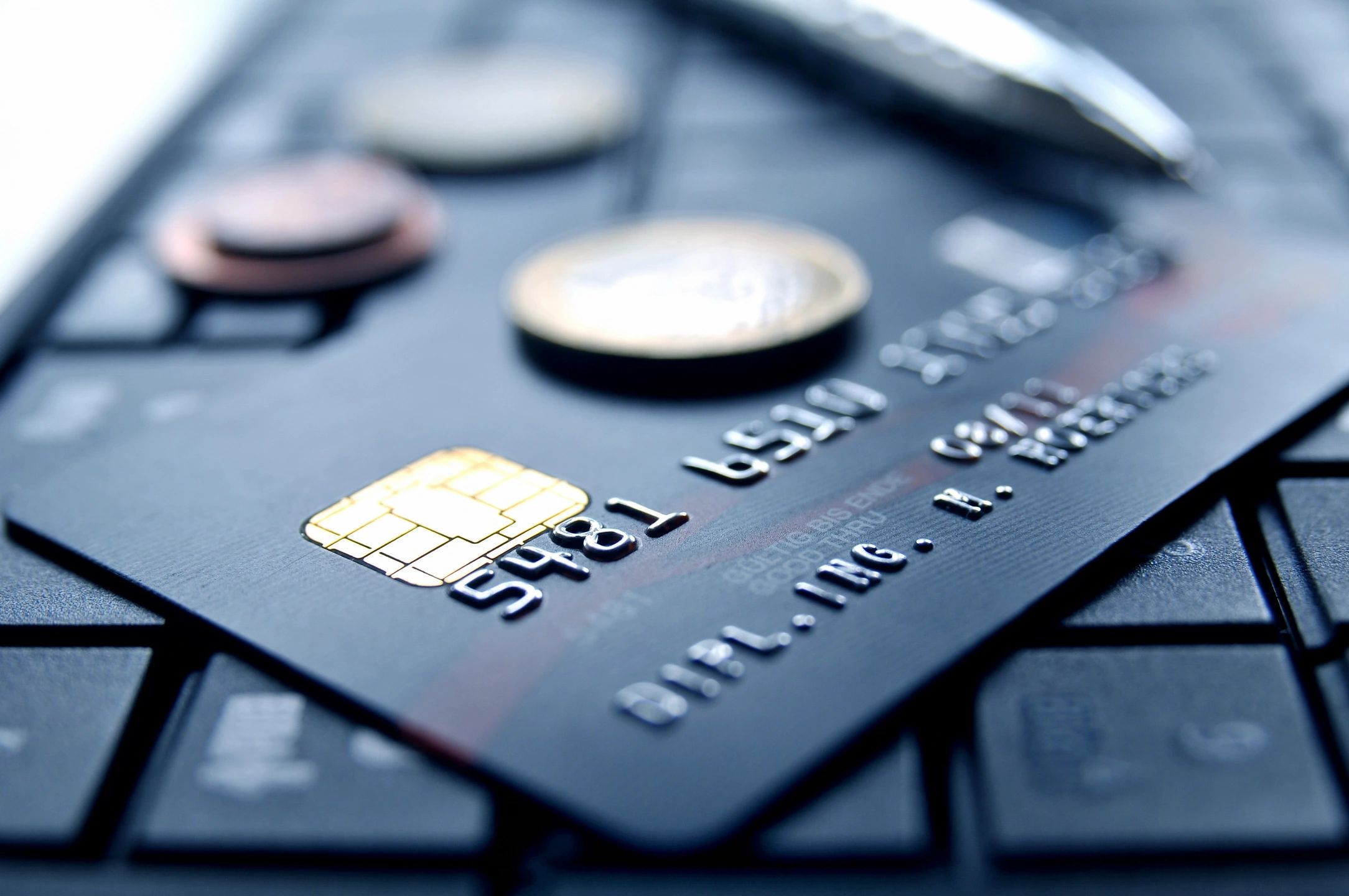 Traditional Bank Loan vs. Merchant Cash Advance: Weighing the Pros and Cons